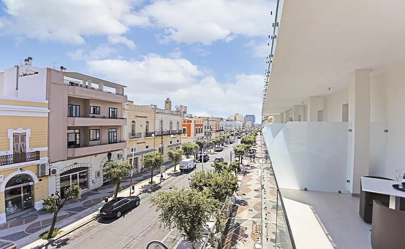 Popula Rooms & Mediterranean Bay