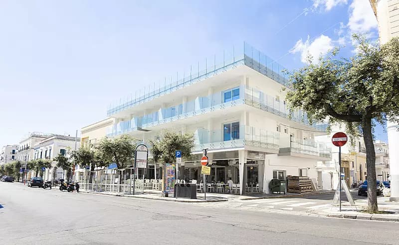 Popula Rooms & Mediterranean Bay